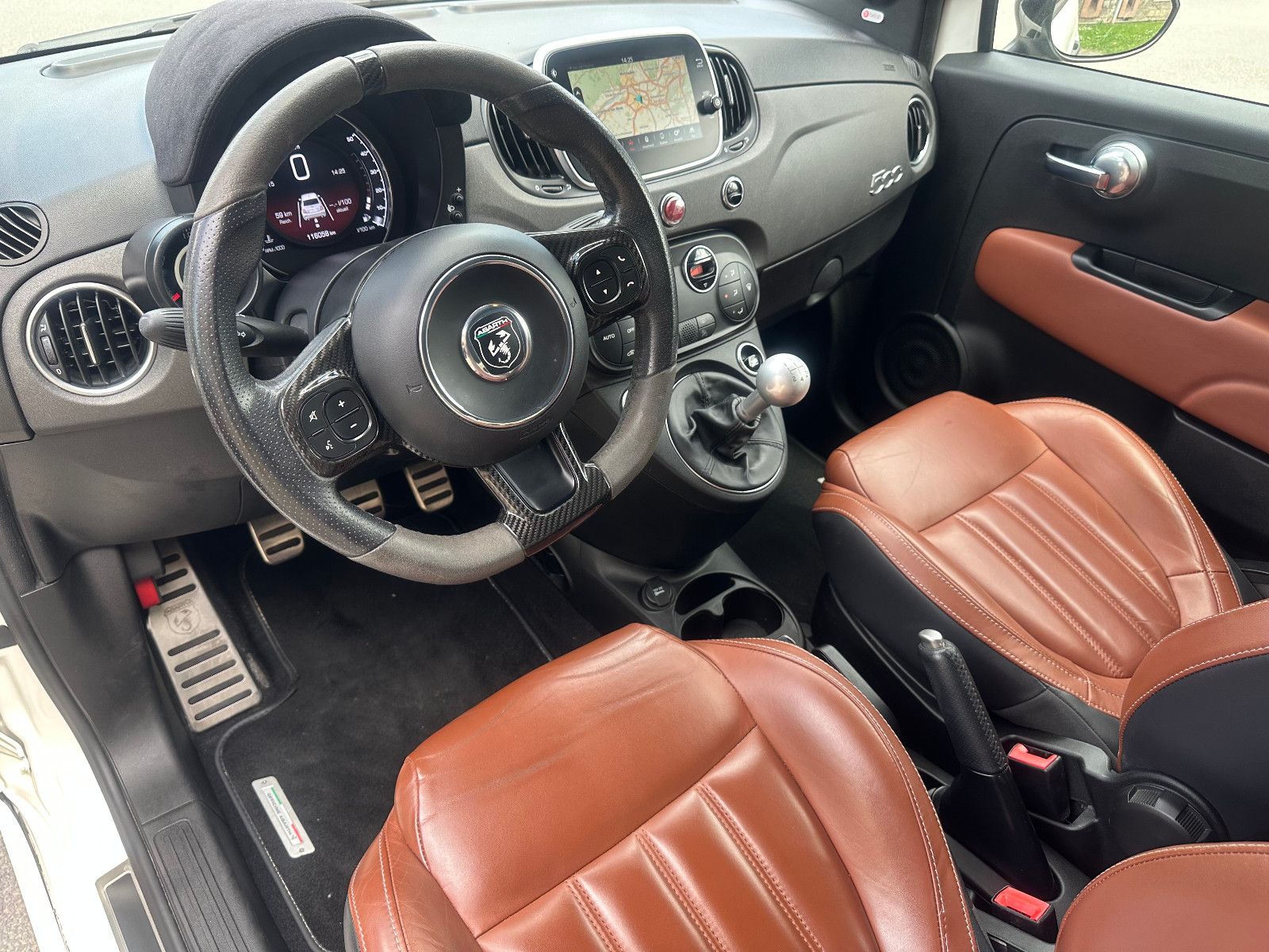 Fahrzeugabbildung Abarth 595 COMPETIZIONE*MODELLJAHR 2020*