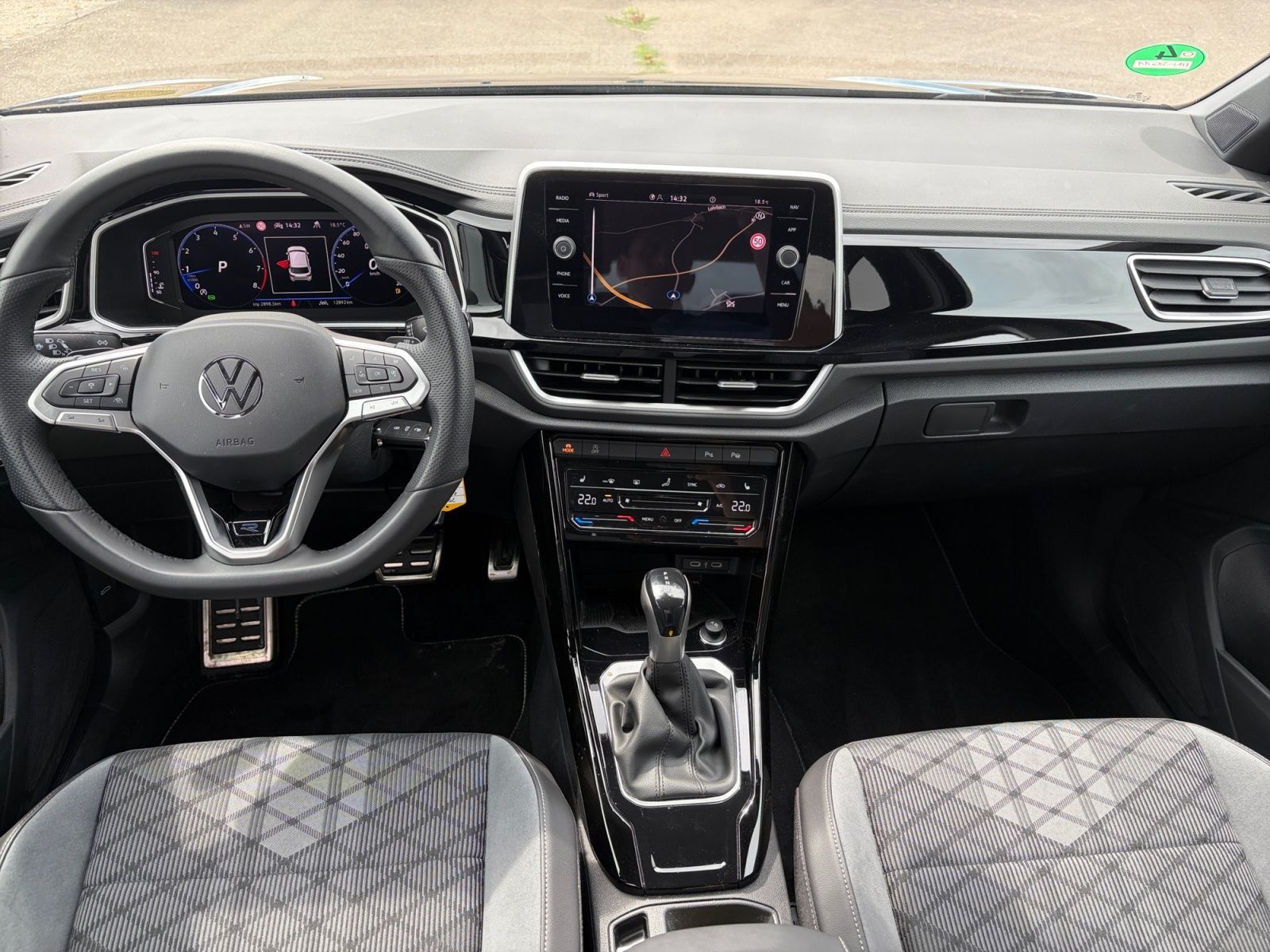 Volkswagen T-Roc - Bild 11