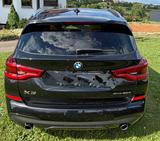 BMW X3 xDrive30d schwarzmetalli AHK 4/2019 107000 km - BMW: X10