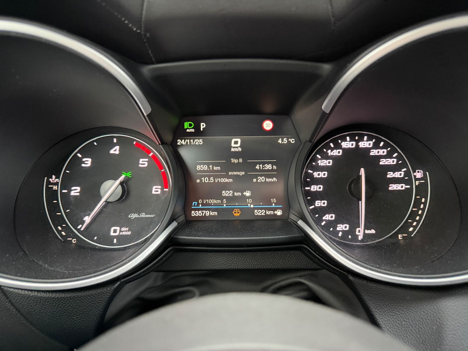 Fahrzeugabbildung Alfa Romeo Stelvio Veloce Q4*LED*LEDER*MEMO*SOUNDTHEATRE