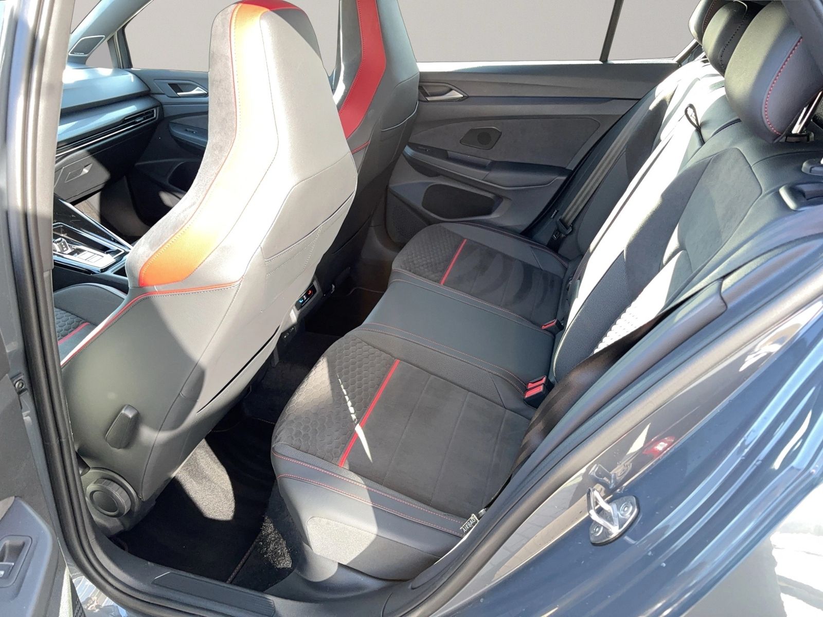 Golf VIII GTI Clubsport, Harman, Matrix, Navi, R