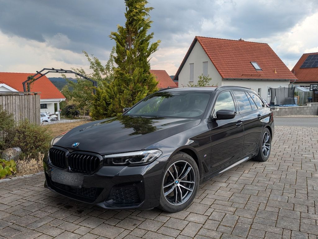 Image of BMW 540