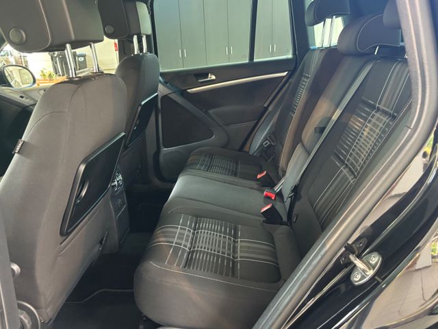 Tiguan Lounge Sport & Style BMT 4Motion *AHK*