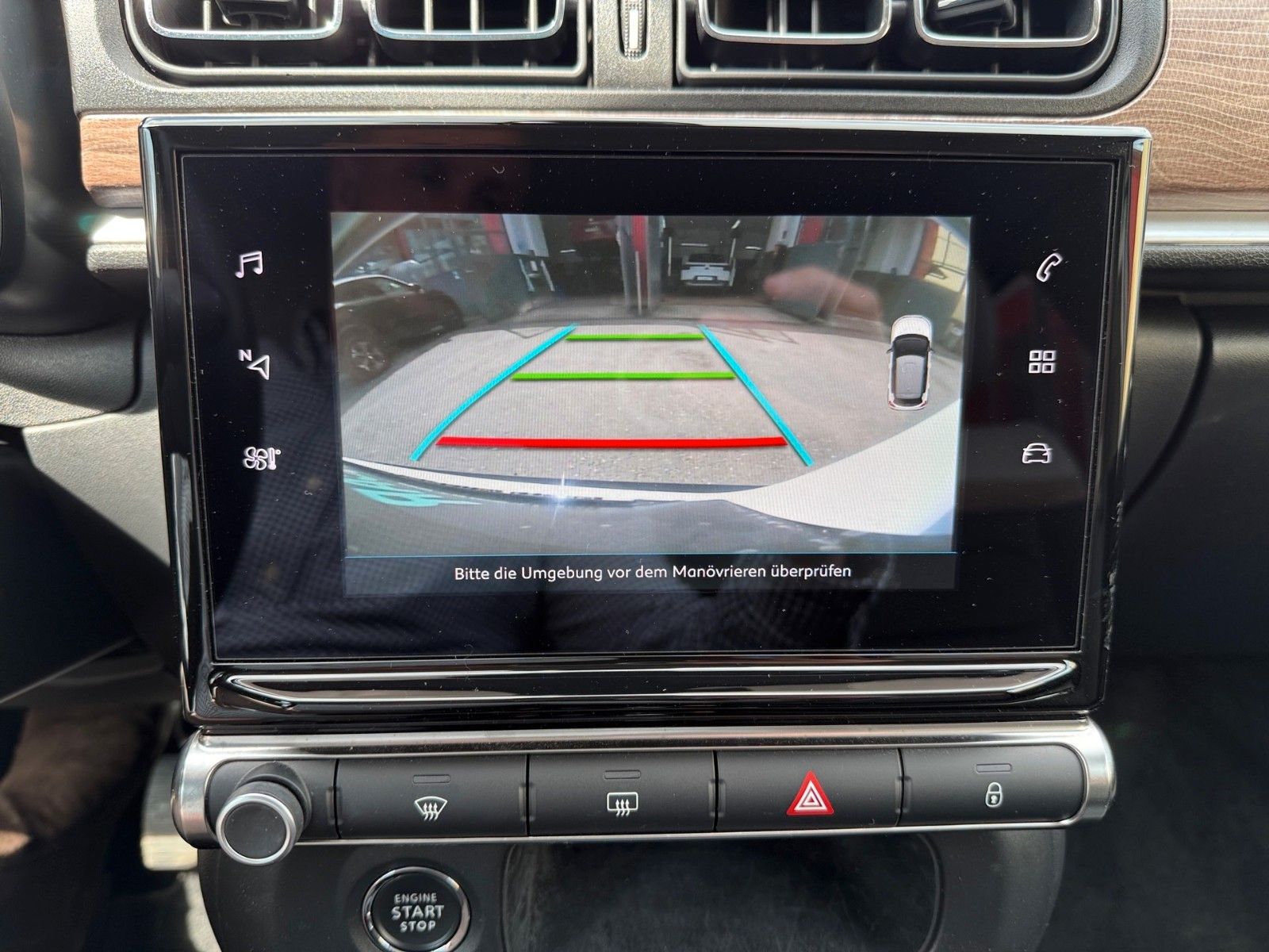 Fahrzeugabbildung Citroën C3 PureTech 83 Max*Navi*Rückfahrkam*Sitzhzg.