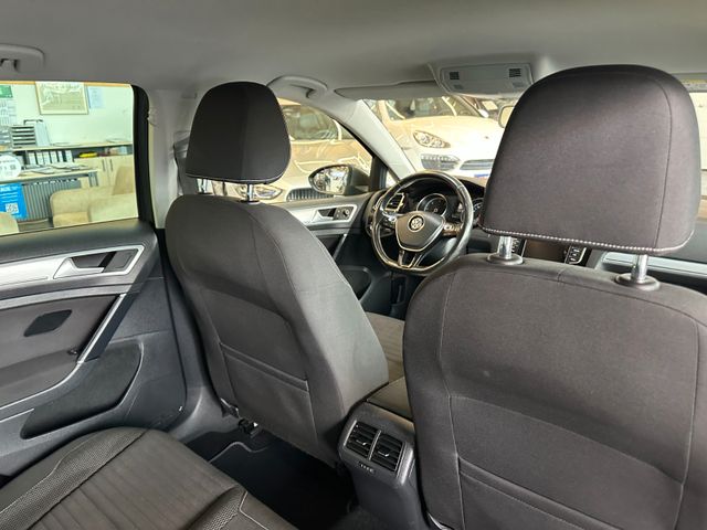 Volkswagen Golf VII Lim. Cup BMT *1.Hand*ACC*AHK*