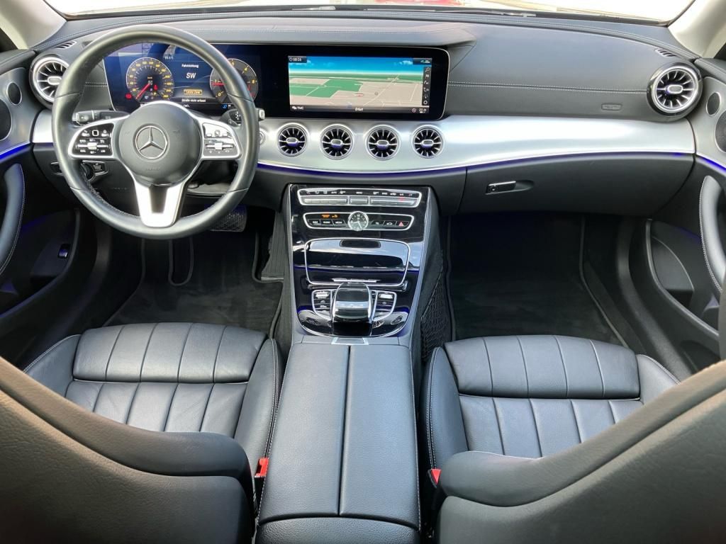 Fahrzeugabbildung Mercedes-Benz E 220 d Coupé NIGHT*PANO*WIDESC*LED*KAM*COM*TOTW