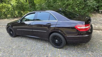 Mercedes E 250 - 10