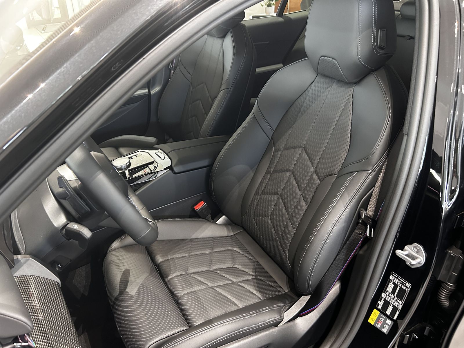 BMW i5 - Bild 10