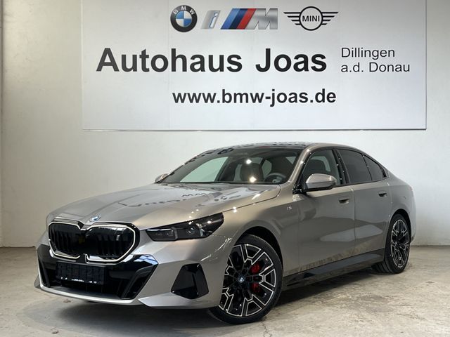 BMW i5 eDrive40 Sitzbelüftung, Sportbremse rot hochg