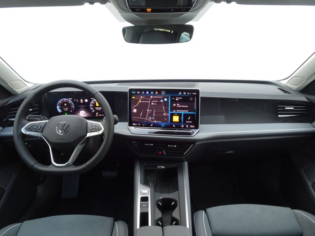 Passat Variant Business 2.0 TDI DSG HUD/AHK/360°