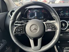 Fahrzeugabbildung GLA 200 Style 4Matic