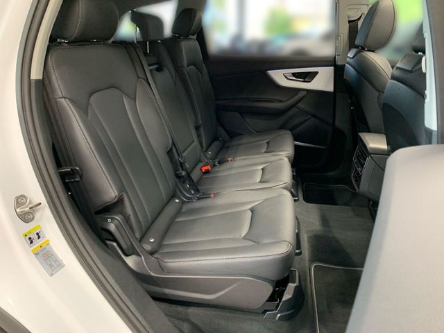 Q7 50 TDI quattro MATRIX LED+PANO+DCP+AHK+7SIITZ