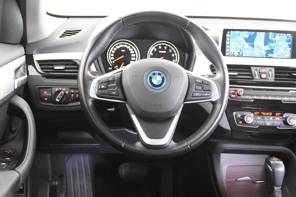 BMW X1 xDrive25e *1.Hand*Navi*Park ass.*Standheizung foto 9