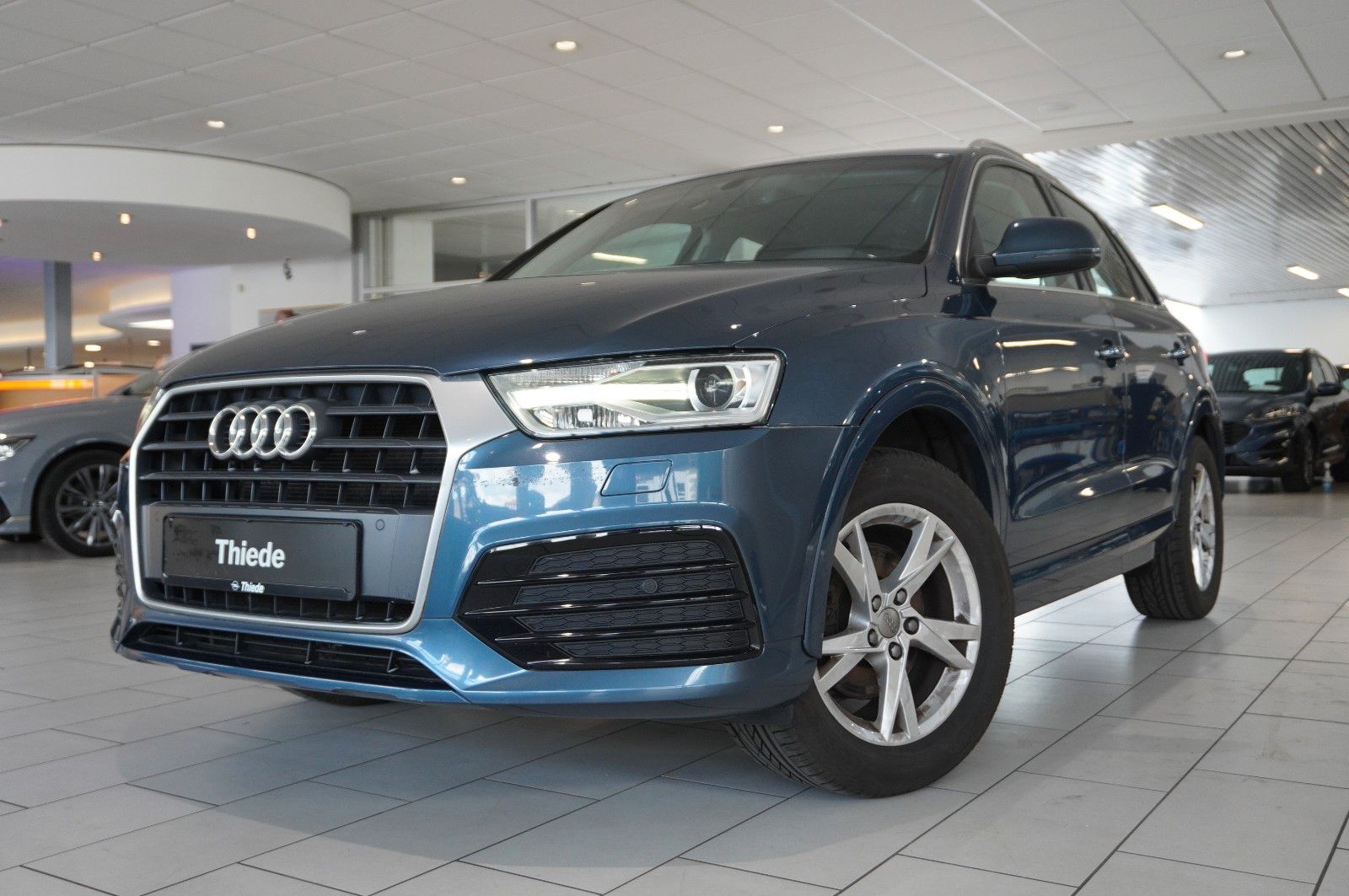 Fahrzeugabbildung Audi Q3 1.4 TFSI ULTRA SPORT NAVI/SHZ/PDC/SPORT/AHK