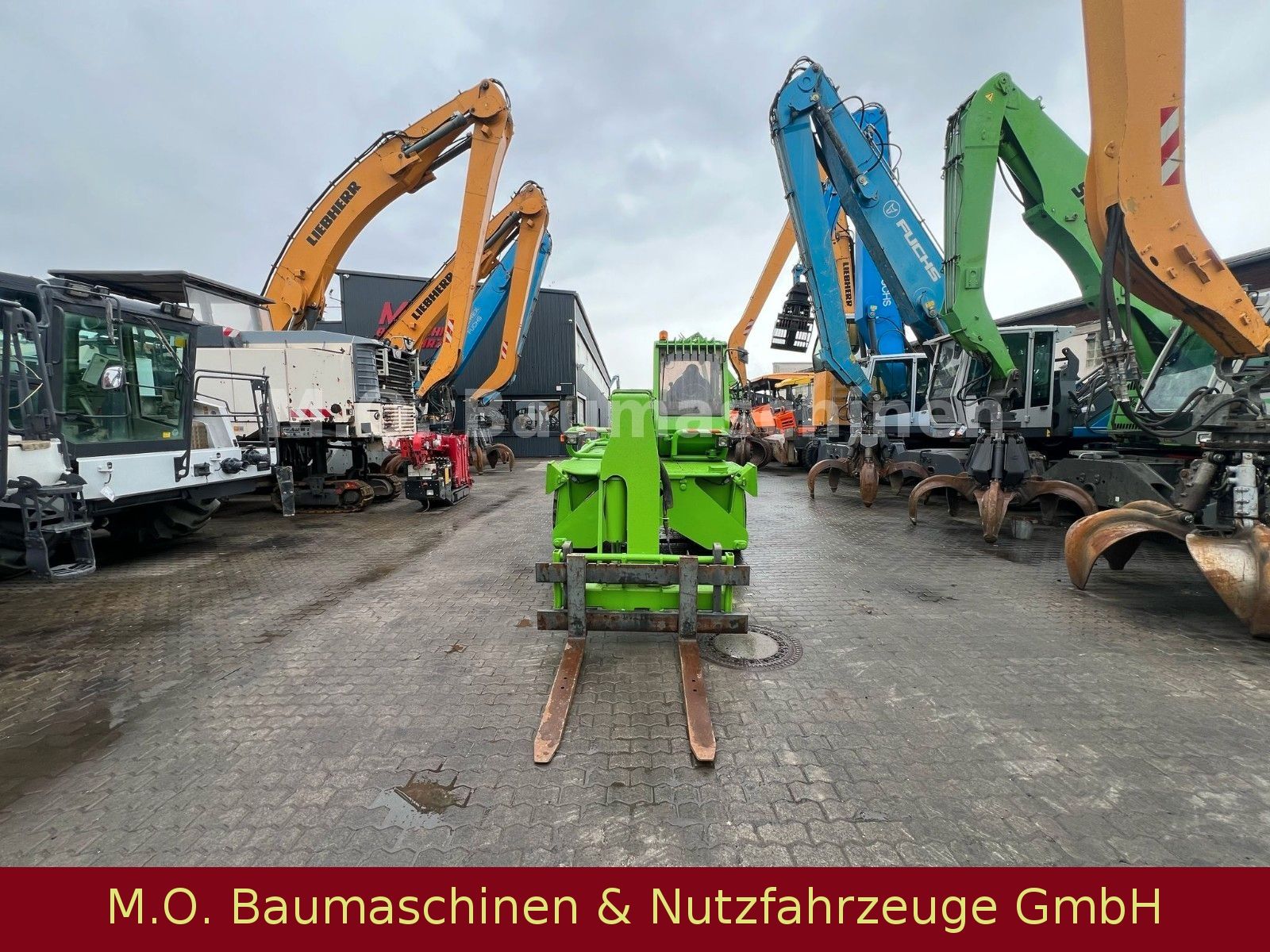 Fahrzeugabbildung Merlo Roto 30.16 EV / Palettengabel / SW /
