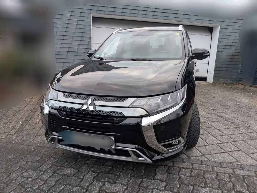 Image of Mitsubishi Plug-in Hybrid Outlander