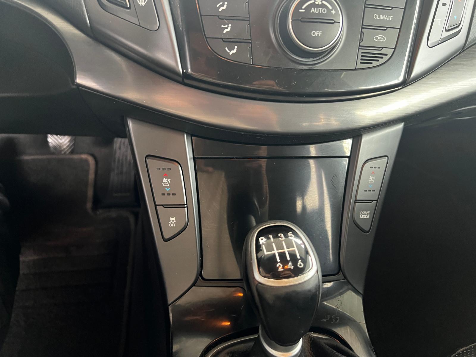 Hyundai i40 2015 — photo 16