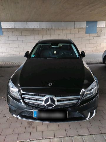 Mercedes-Benz Mercedes Benz C220 T 4MATIC - Junge Sterne...