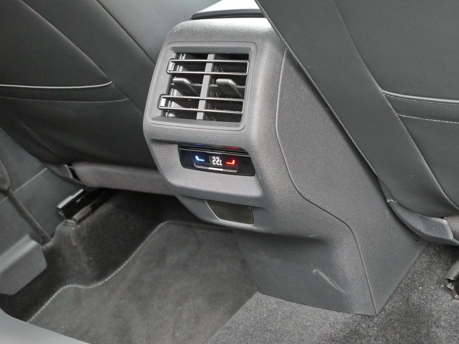 Volkswagen Tiguan - Bild 17