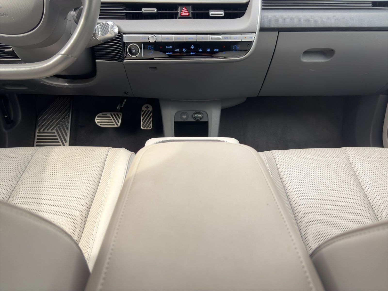 Hyundai IONIQ 5 Elektro 77,4 kWh Uniq AHK/HEADUP/BOSE foto 17
