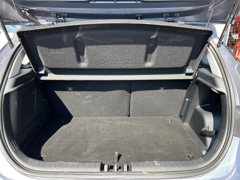 Fahrzeugabbildung Hyundai i20 1.0T 100PS DCT Trend Komfort Bose