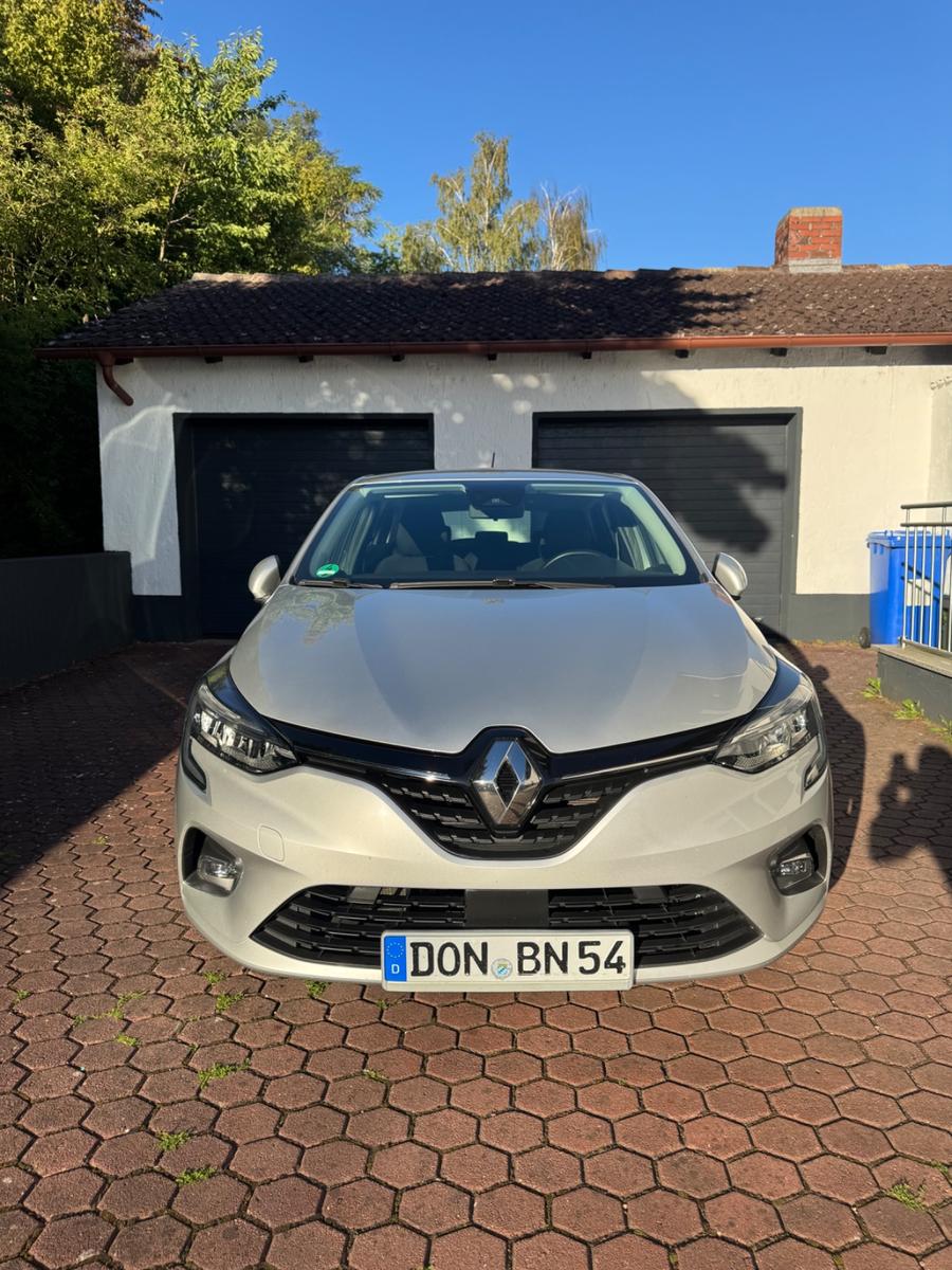 Renault Clio E-Tech Hybrid TÜV-Service Neu