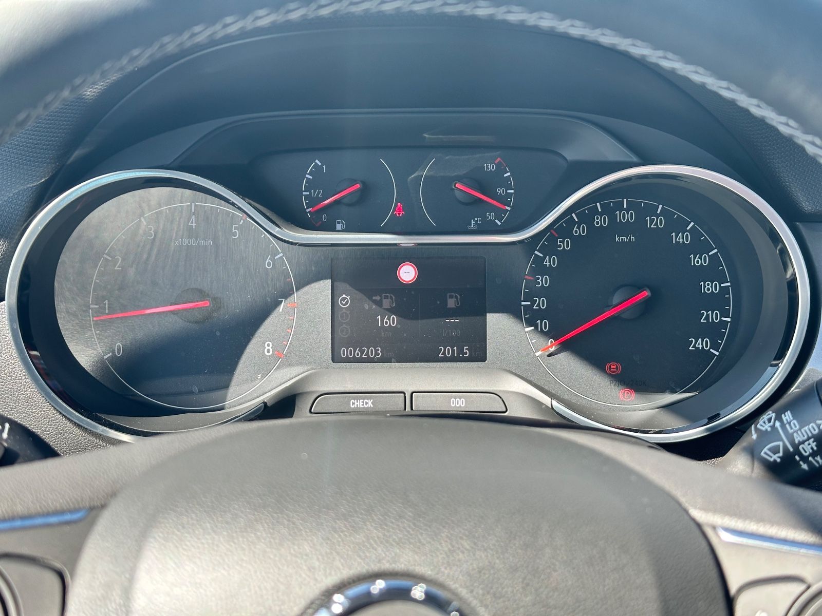 Fahrzeugabbildung Opel Crossland Elegance Navi*Sitzh.*Allw.*Kamera
