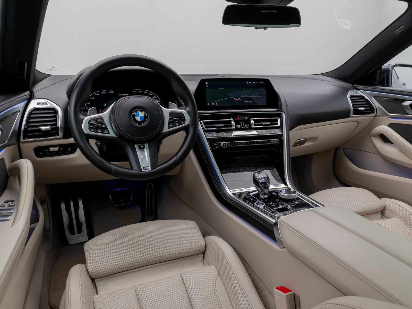 Fahrzeugabbildung BMW M850i xD GC Panorama 360° Laser HUD H/K SoftCl
