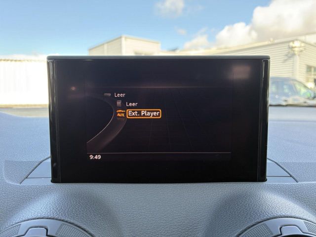 Q2 1.0 TFSI ULTRA SHZ+PDC+KLIMA