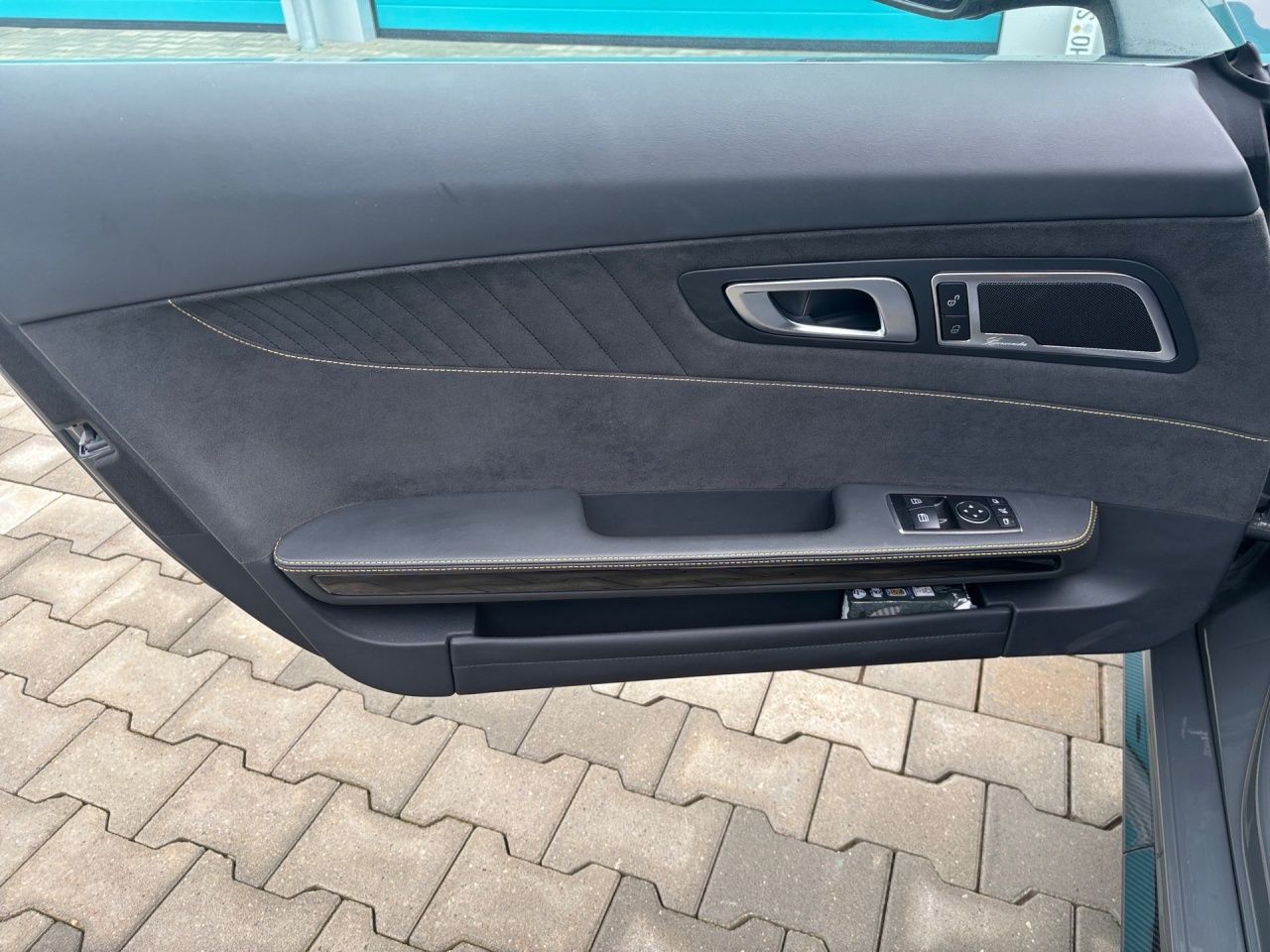Fahrzeugabbildung Mercedes-Benz AMG GT R PRO ACC AUT Fernlichtass. Kam. Keramik