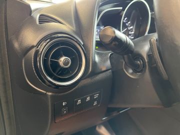 Mazda 2 Lim. 5-Türer Automatik Sports-Line *1.Hand*DAB