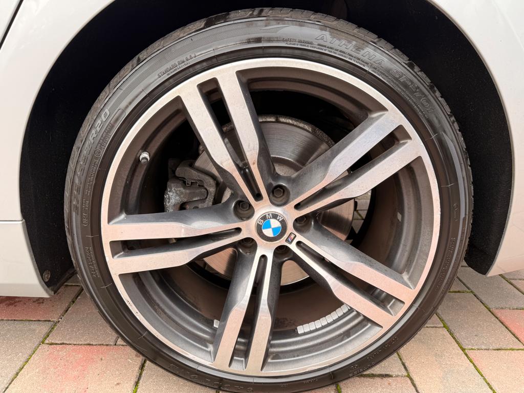 BMW 730