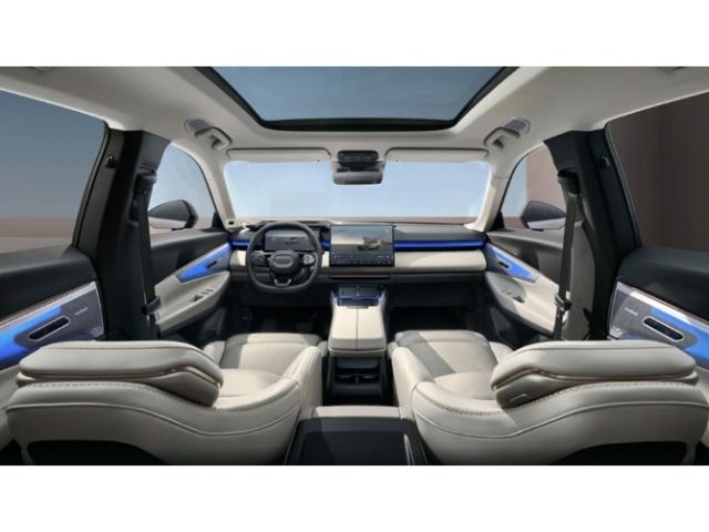Lynk & Co 08