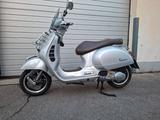 Piaggio Vespa GTS 300 - Piaggio Motorräder in München