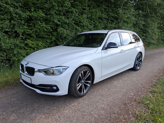 BMW 330i Touring Sport Line Automatik