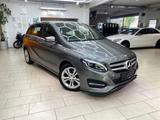 Mercedes-Benz B 180 CDI Automatik Navi Lederlenkr. Tempo SHG P - Mercedes-Benz B-Class: 180 Cdi