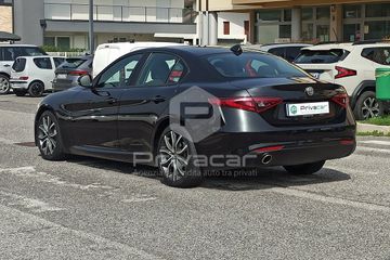 Alfa-Romeo Giulia - 7