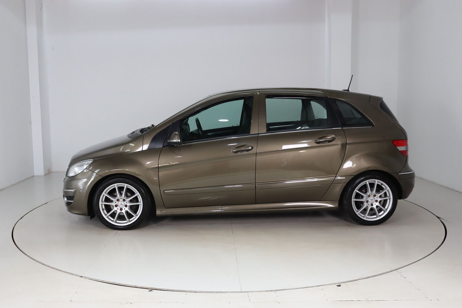 Fahrzeugabbildung Mercedes-Benz B 160 * PDC * Tempomat * Sitzhzg.
