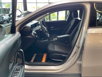 Mercedes-Benz A 200 A -Klasse *NAVI*PDC*SPURASSIST*TEMPOMAT*