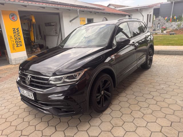 VW Tiguan Allspace R-Line 4Motion