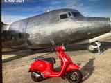Vespa 300 Super Sport mit 13 Zoll Felgen 