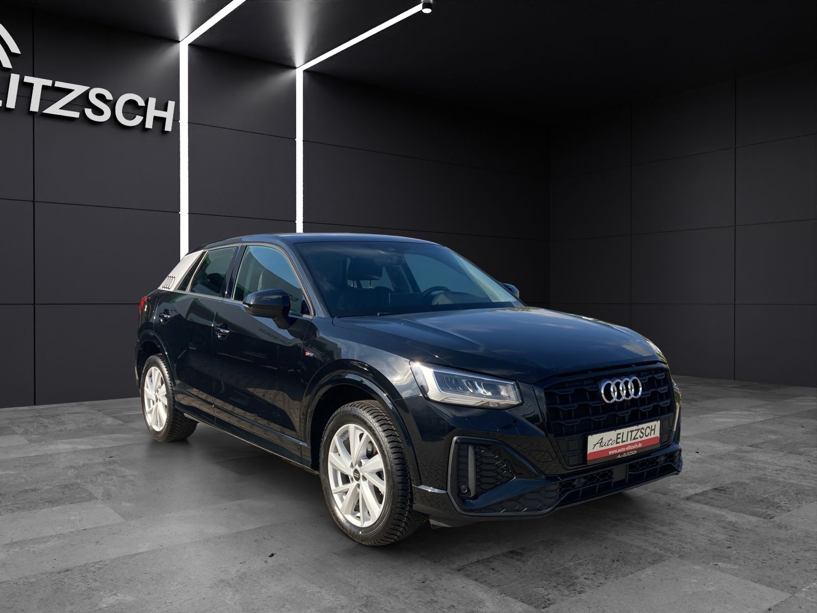 Fahrzeugabbildung Audi Q2 35 TFSI S line LED AVC Navi ACC RFK SH