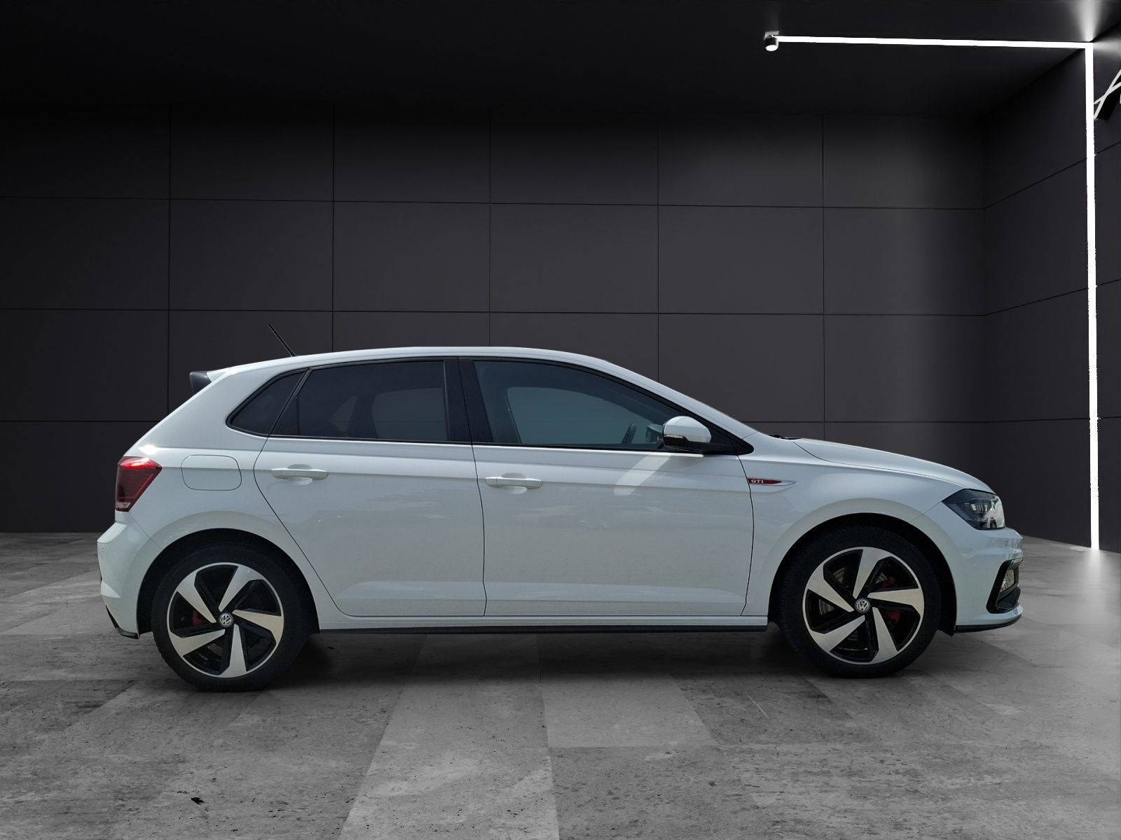 Fahrzeugabbildung Volkswagen Polo GTI DSG LED Navi AID ACC PDC SH