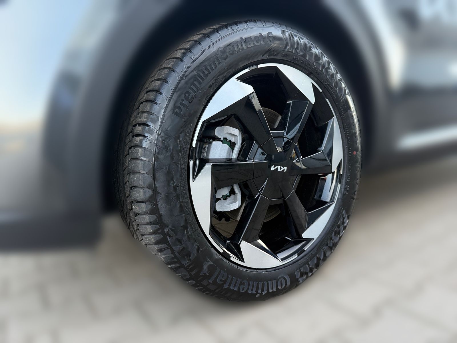 Fahrzeugabbildung Kia SORENTO PE 1.6T HEV AWD PLAT 7S NAP PR GD