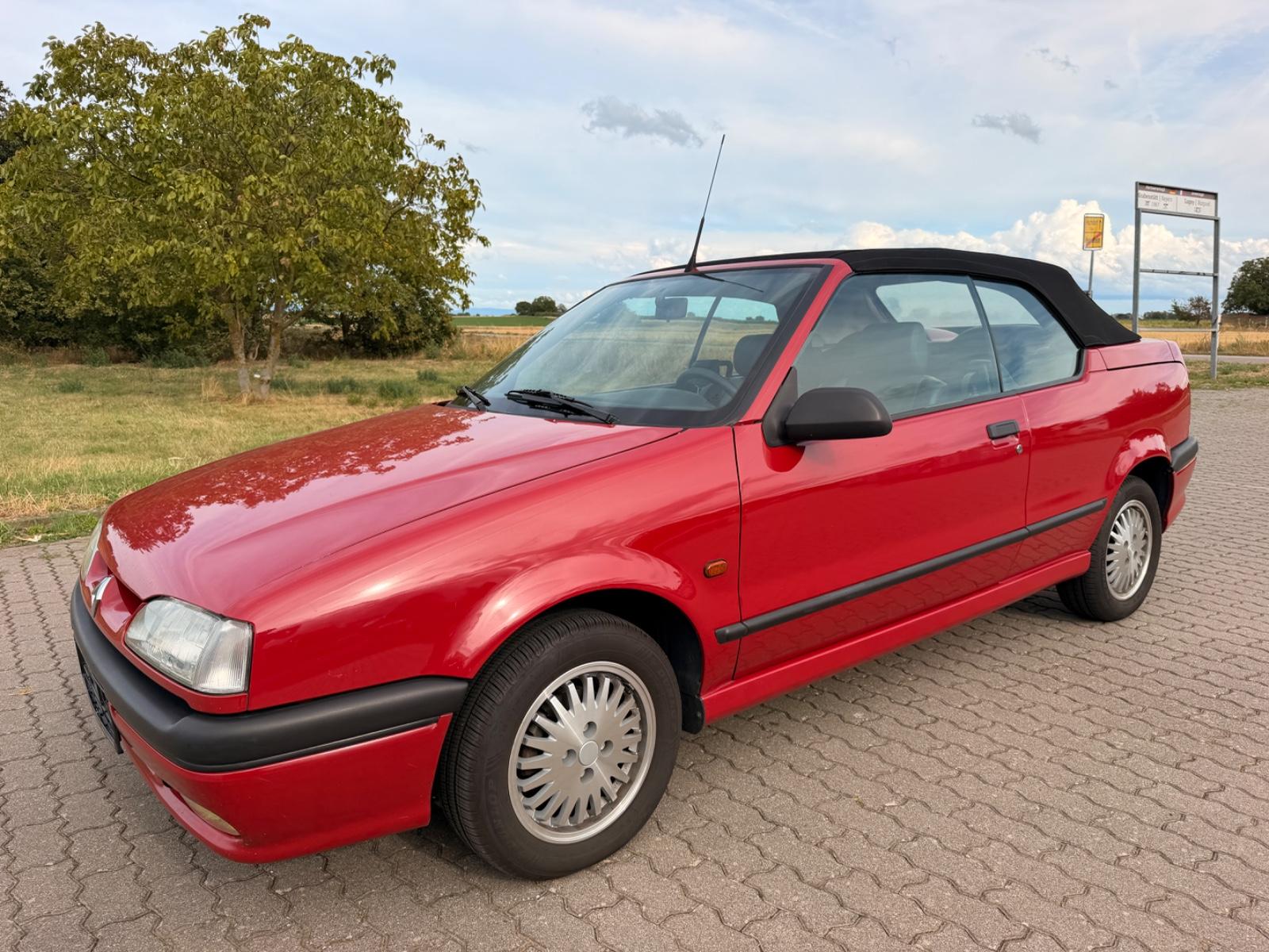 Renault R 19