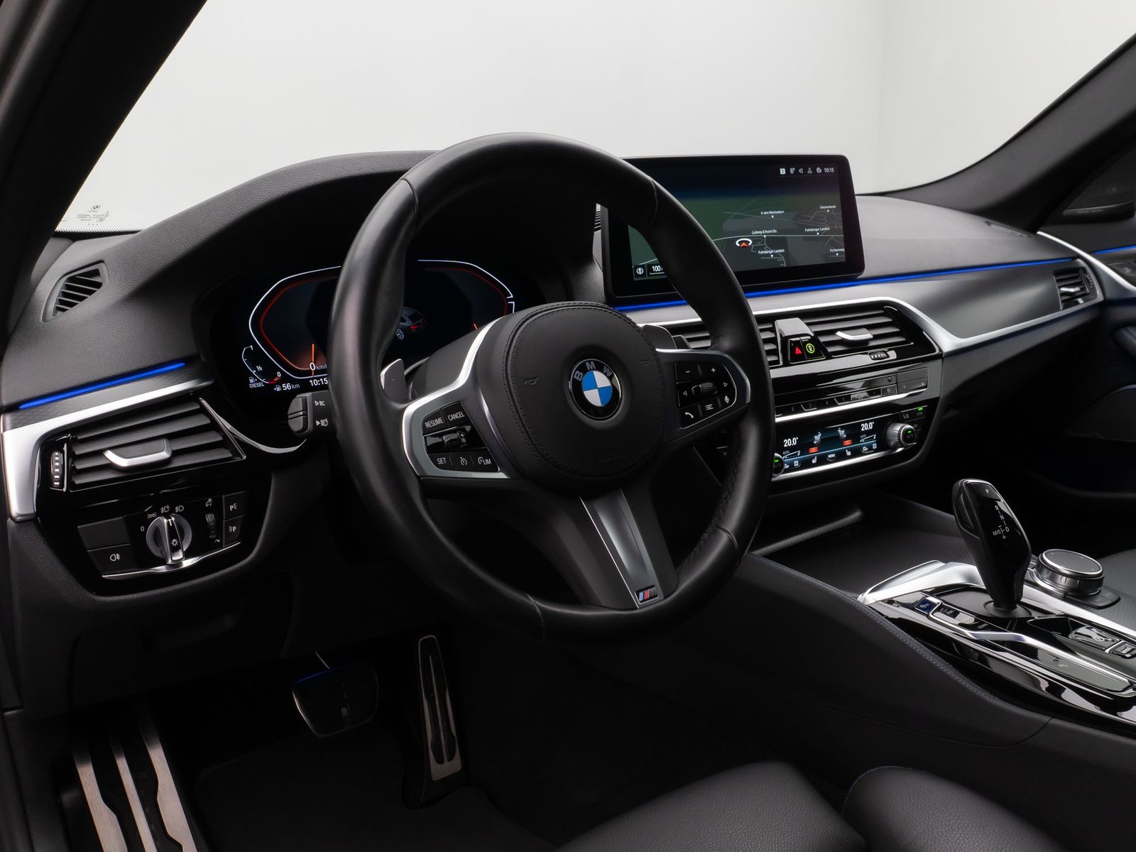Fahrzeugabbildung BMW 540d xD M Sport Kamera Laser HUD DAB H/K Komfort
