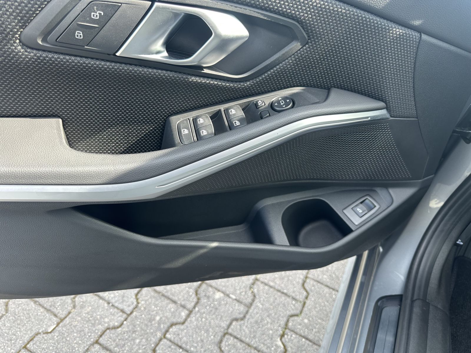 BMW 320 - Bild 17