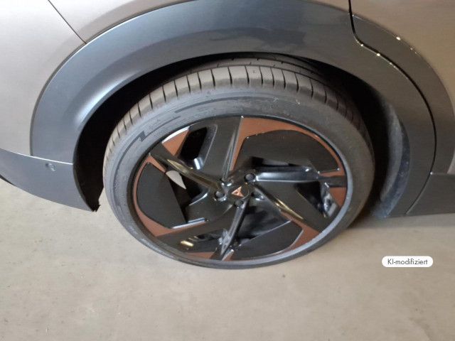 Cupra Tavascan - Bild 13