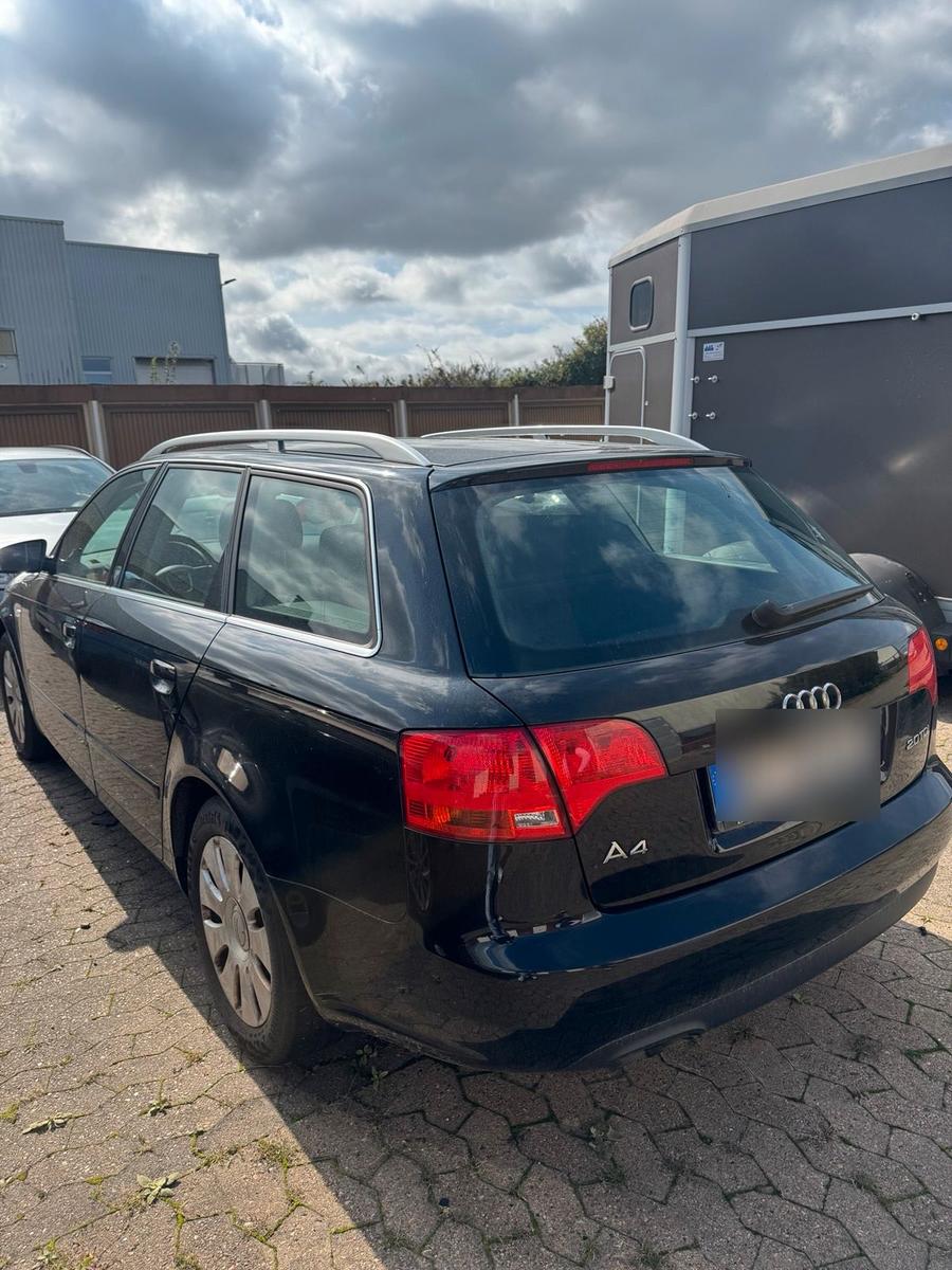 Audi A4 2006 — engine 140 HP (103kW)