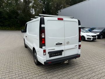Opel Vivaro - 8